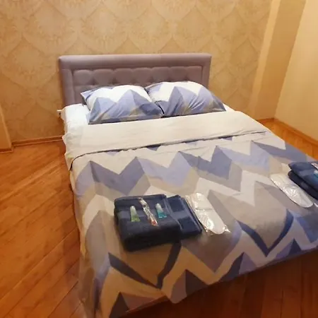 1-комнатная вип уровня посуточно в ужгороде. ул.и.франка. *