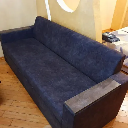 Lägenhet 1-комнатная вип уровня посуточно в ужгороде. ул.и.франка.